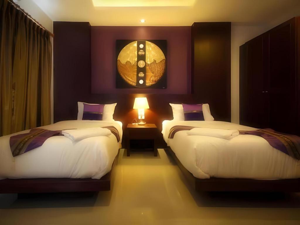 Ilmare Patong Place Bagian luar foto