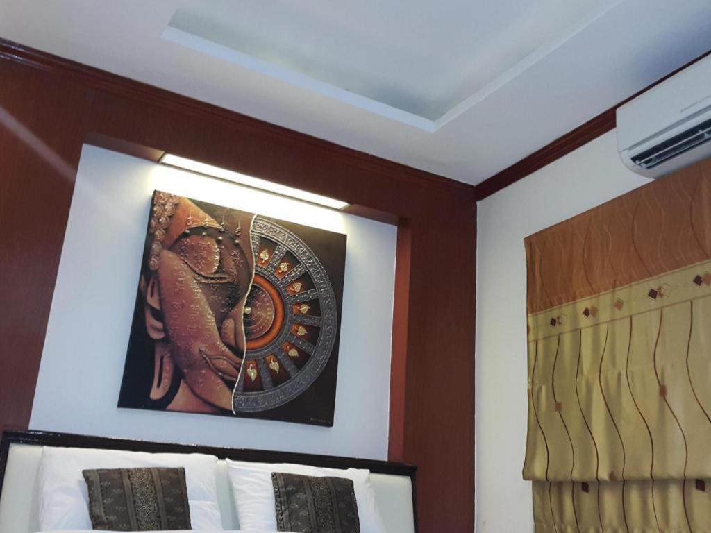 Ilmare Patong Place Bagian luar foto