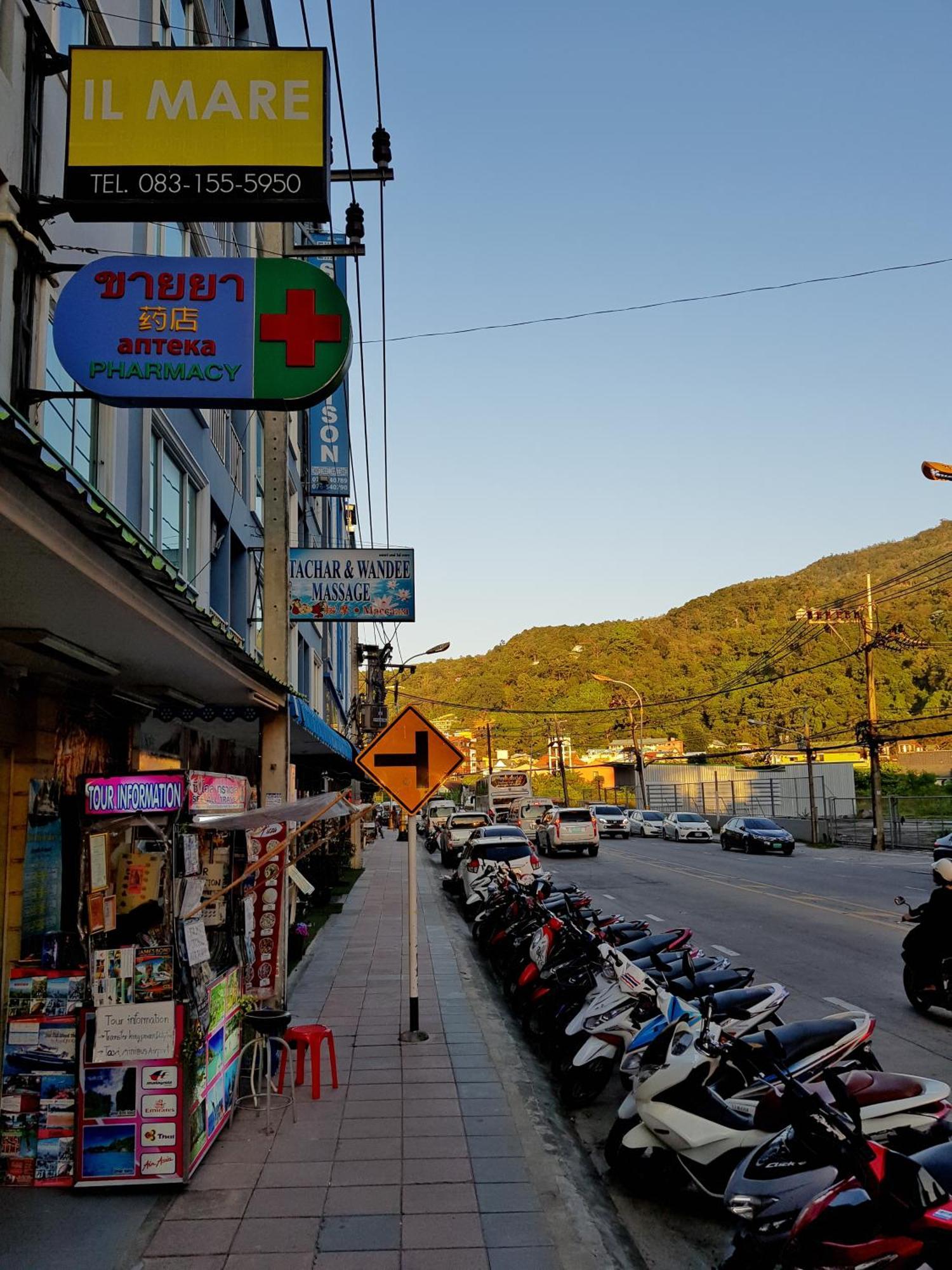 Ilmare Patong Place Bagian luar foto
